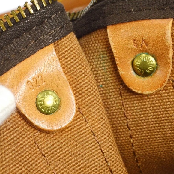 Louis Vuitton Keepall 45 Bag - Picture 16 of 16